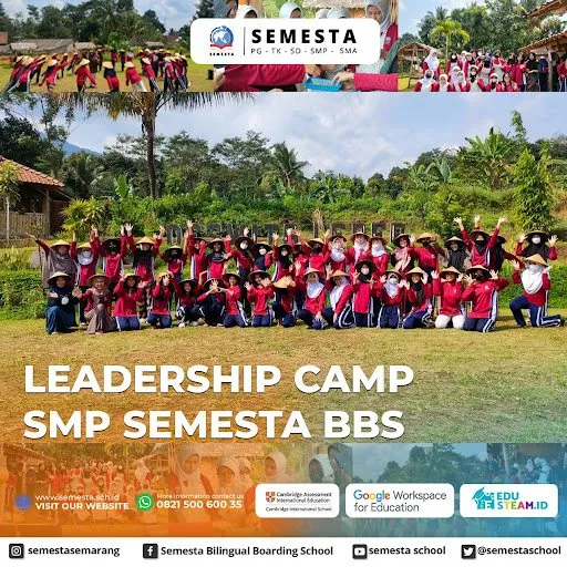 Siswa SMP Semesta berseragam merah di acara Leadership Camp